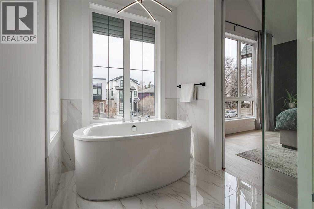 Single Family House for Sale in   Street NW Capitol Hill Calgary 