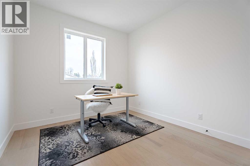 Single Family House for Sale in   Street NW Capitol Hill Calgary 