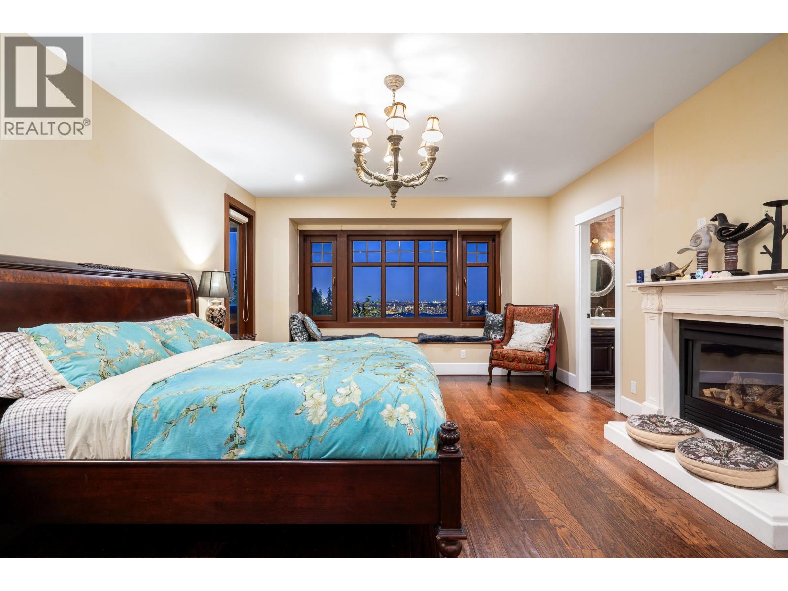 2336 KADLEC COURT, West Vancouver