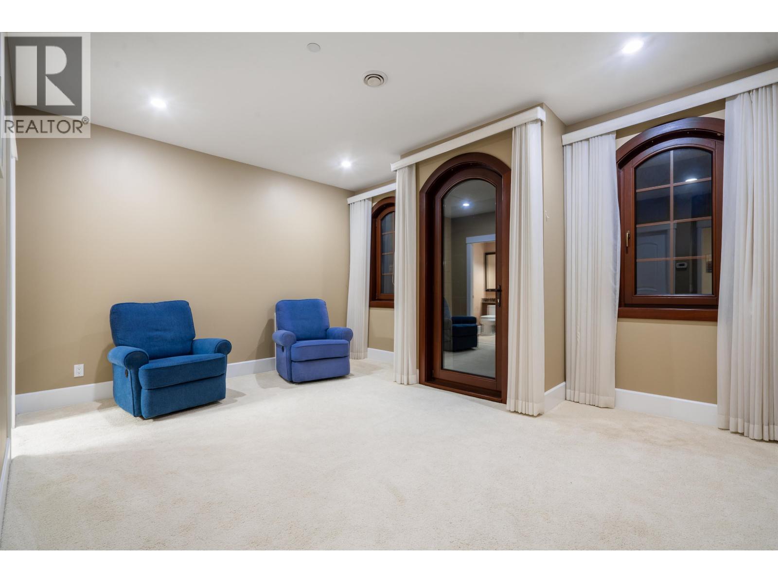 2336 KADLEC COURT, West Vancouver