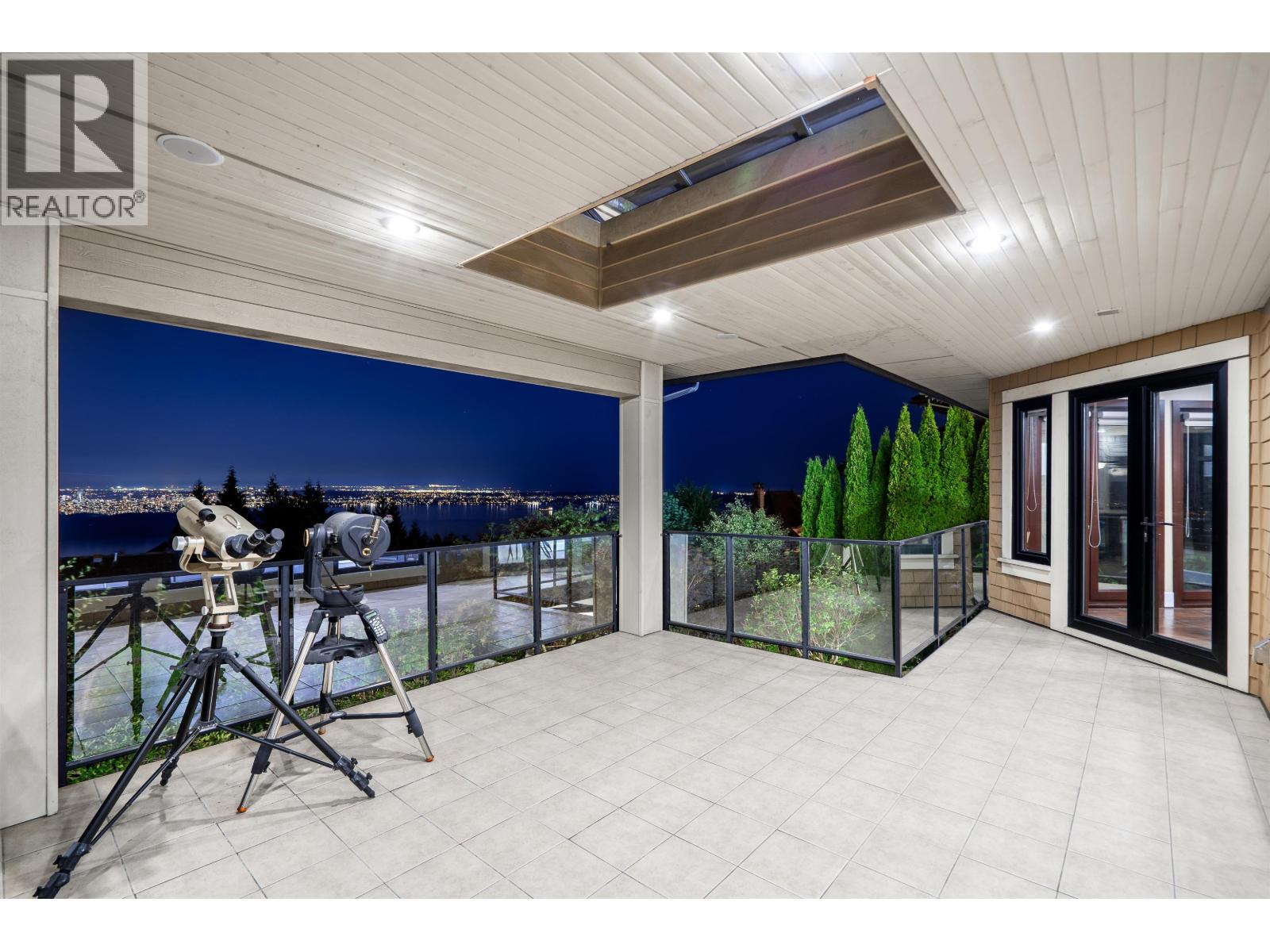 2336 KADLEC COURT, West Vancouver