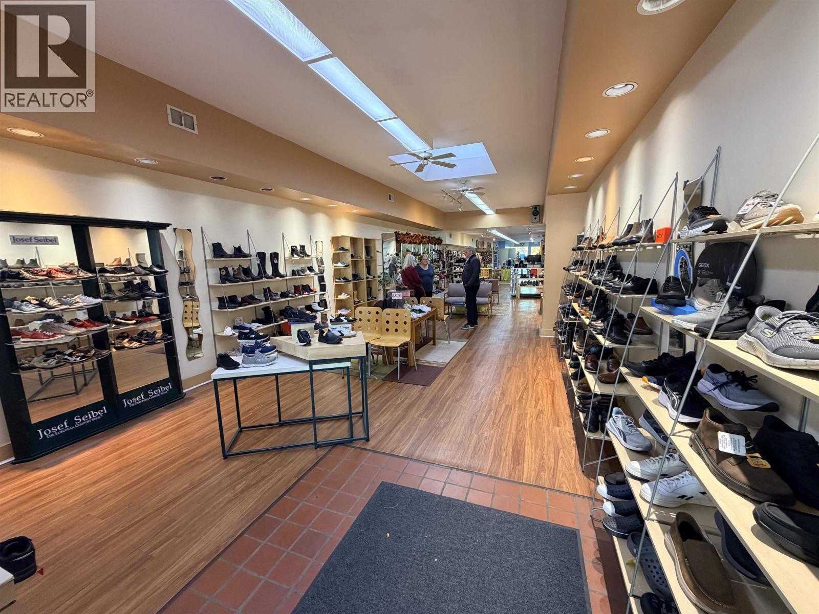 Business in Vancouver - Image 4