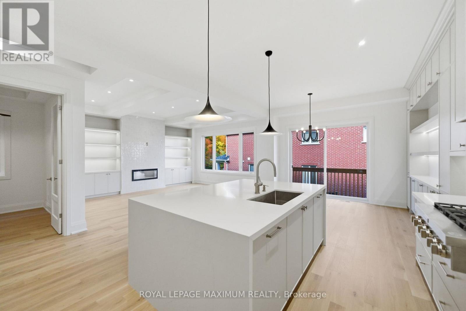 Single Family House for Sale in  DONSGROVE COURT Vaughan (Patterson) 