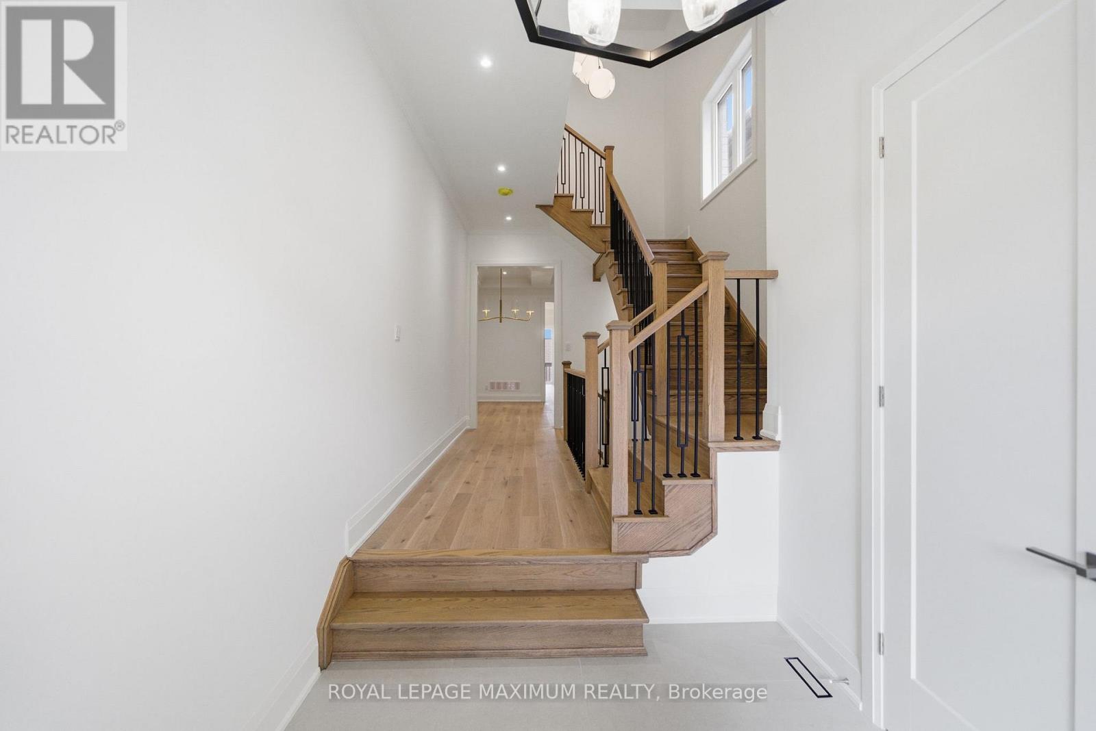 Single Family House for Sale in  DONSGROVE COURT Vaughan (Patterson) 