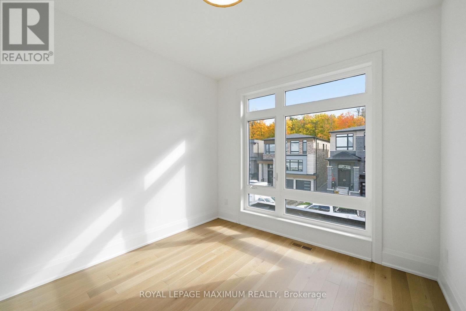 Single Family House for Sale in  DONSGROVE COURT Vaughan (Patterson) 