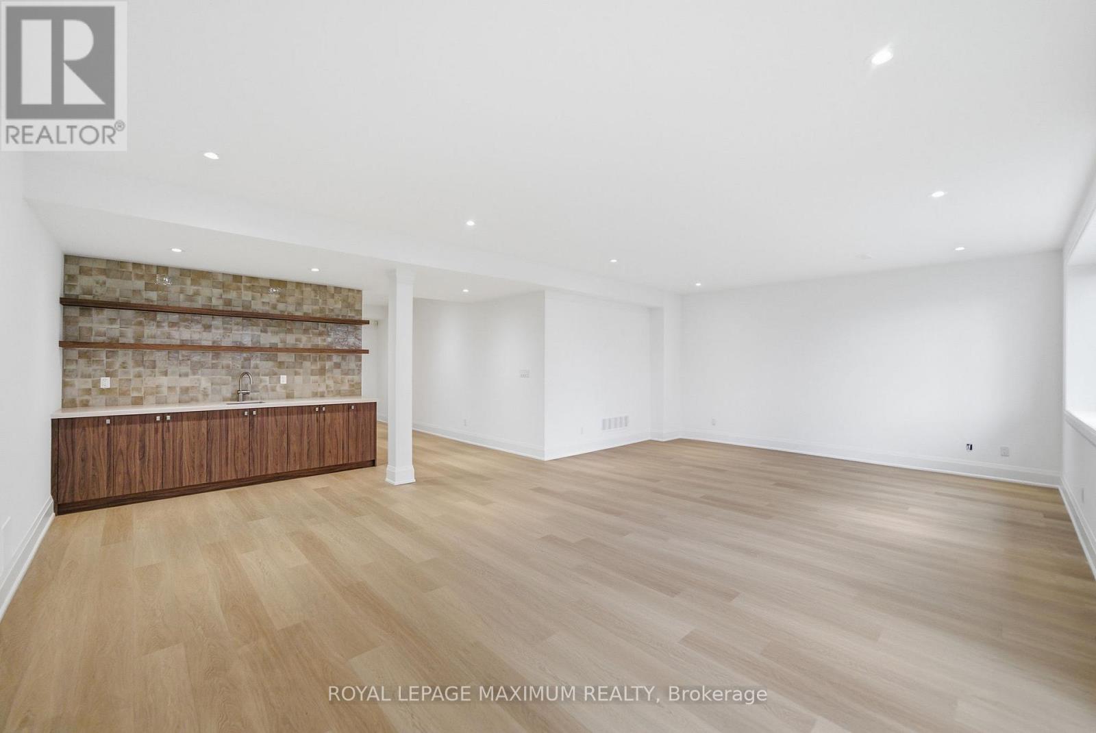 Single Family House for Sale in  DONSGROVE COURT Vaughan (Patterson) 