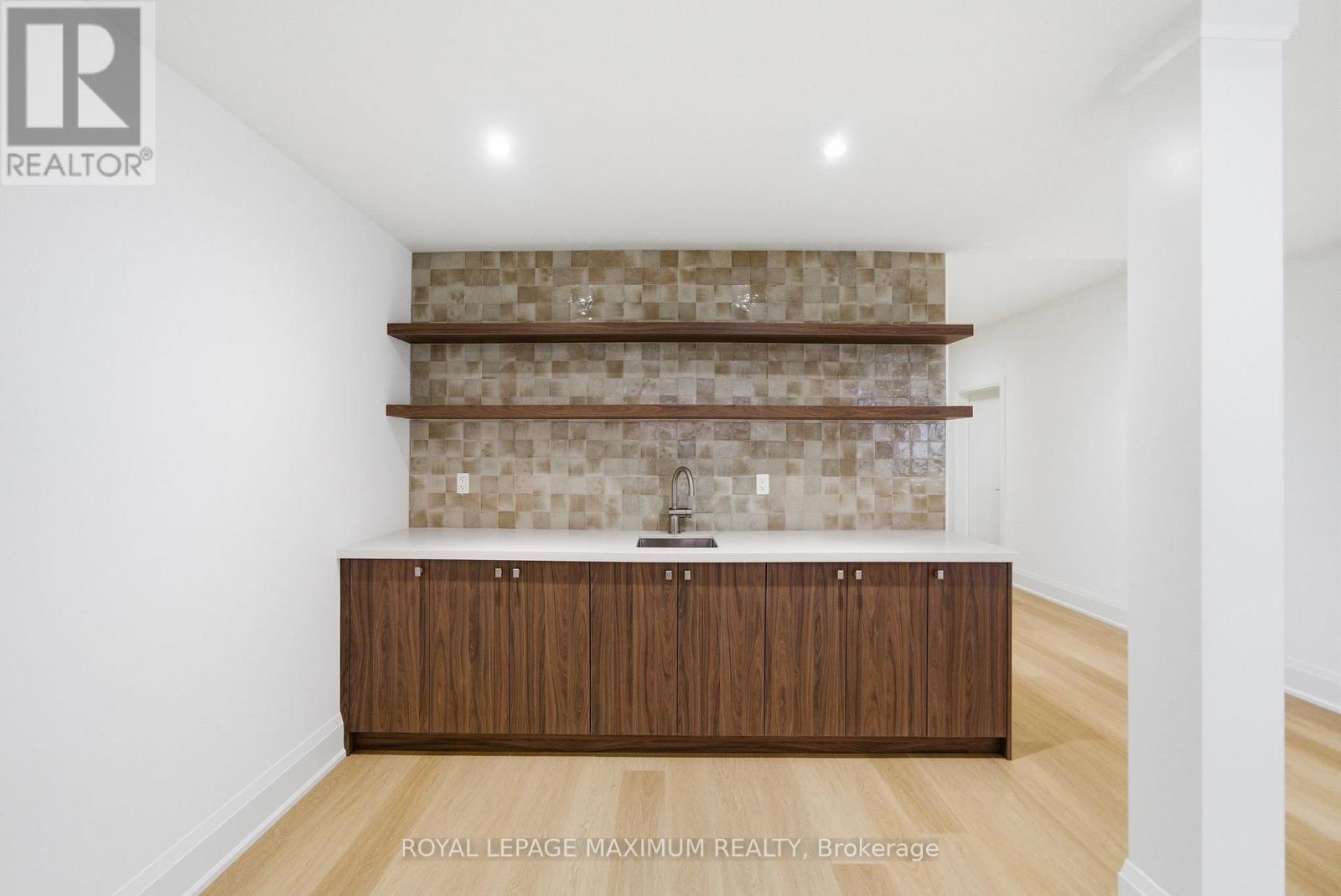 Single Family House for Sale in  DONSGROVE COURT Vaughan (Patterson) 
