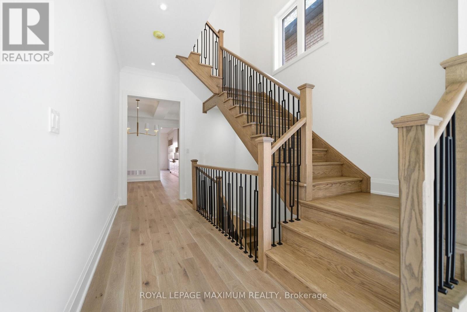 Single Family House for Sale in  DONSGROVE COURT Vaughan (Patterson) 