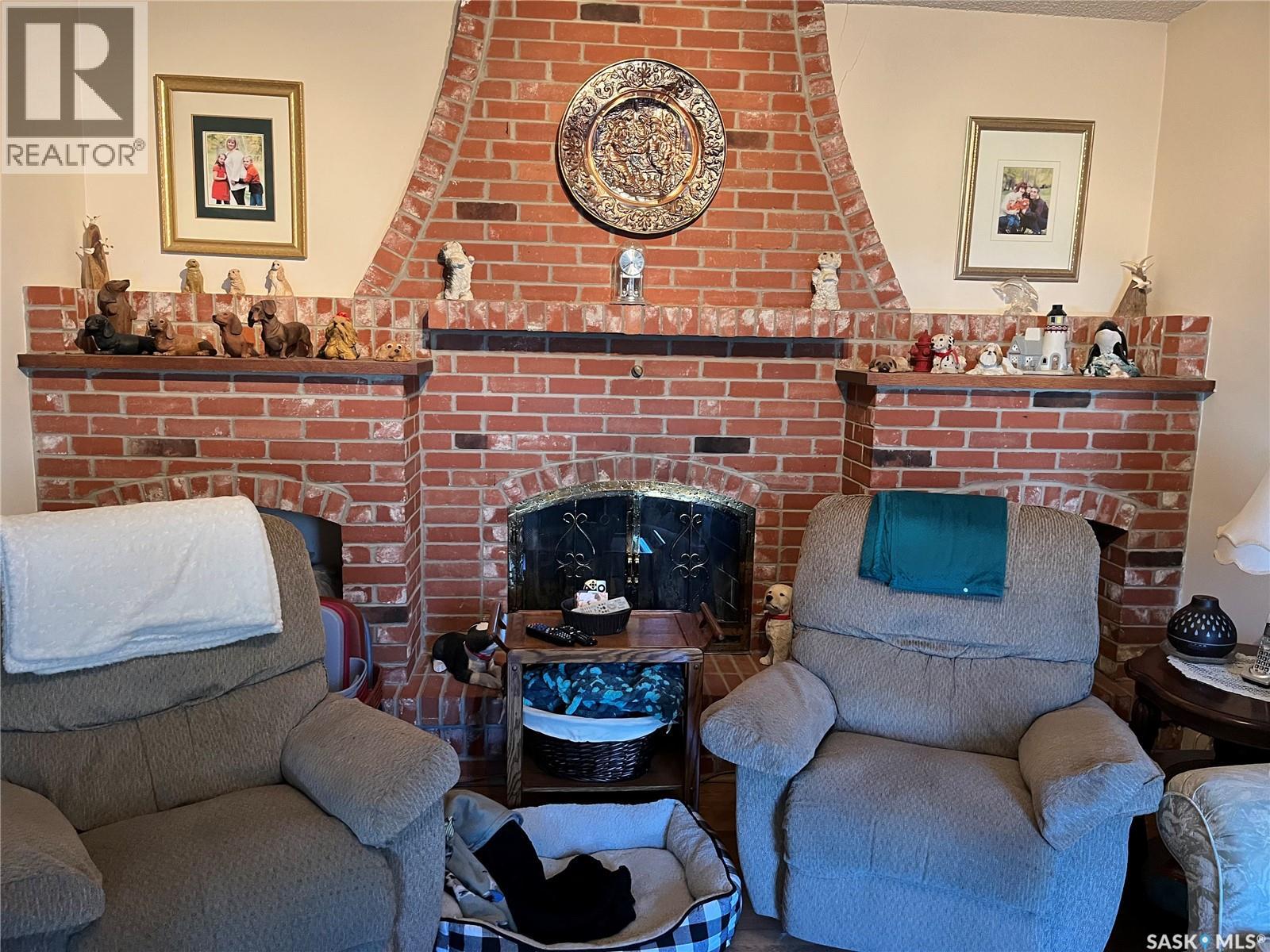 200 CLOVERLY AVENUE - 9