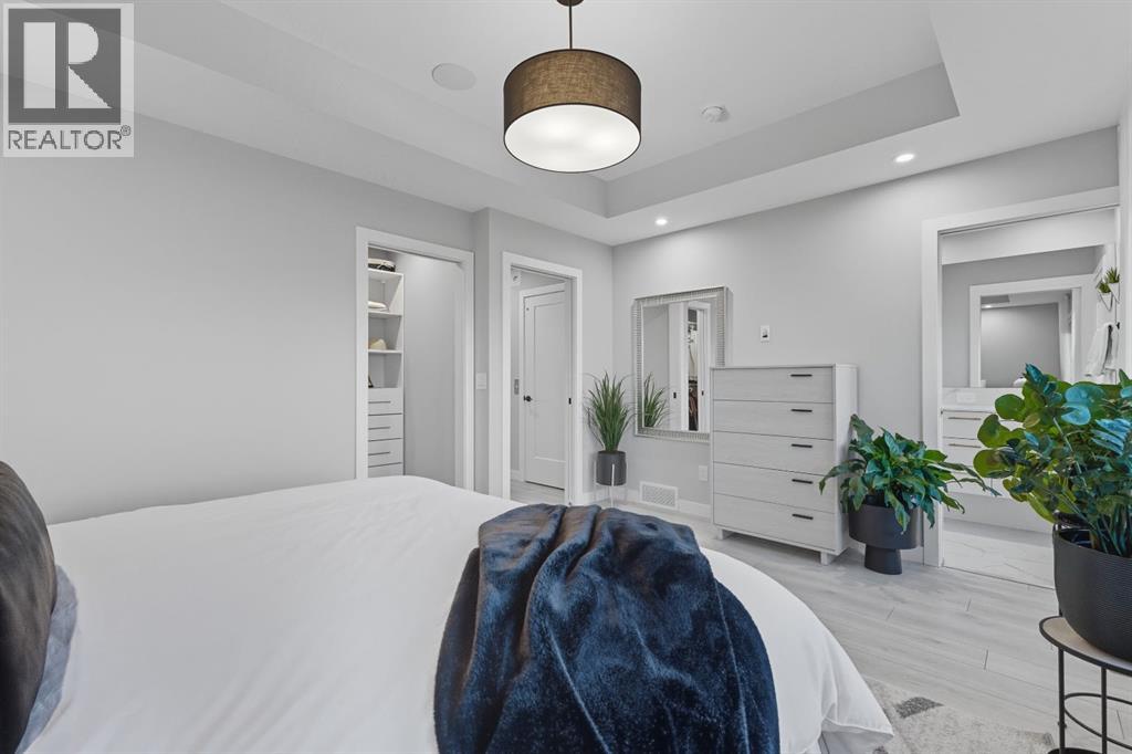 Single Family House for Sale in   Street SW Springbank Hill Calgary 