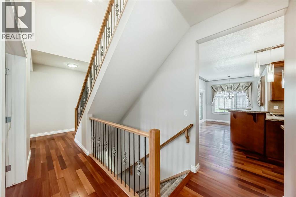 Single Family House for Sale in  Sherwood Circle NW Sherwood Calgary 