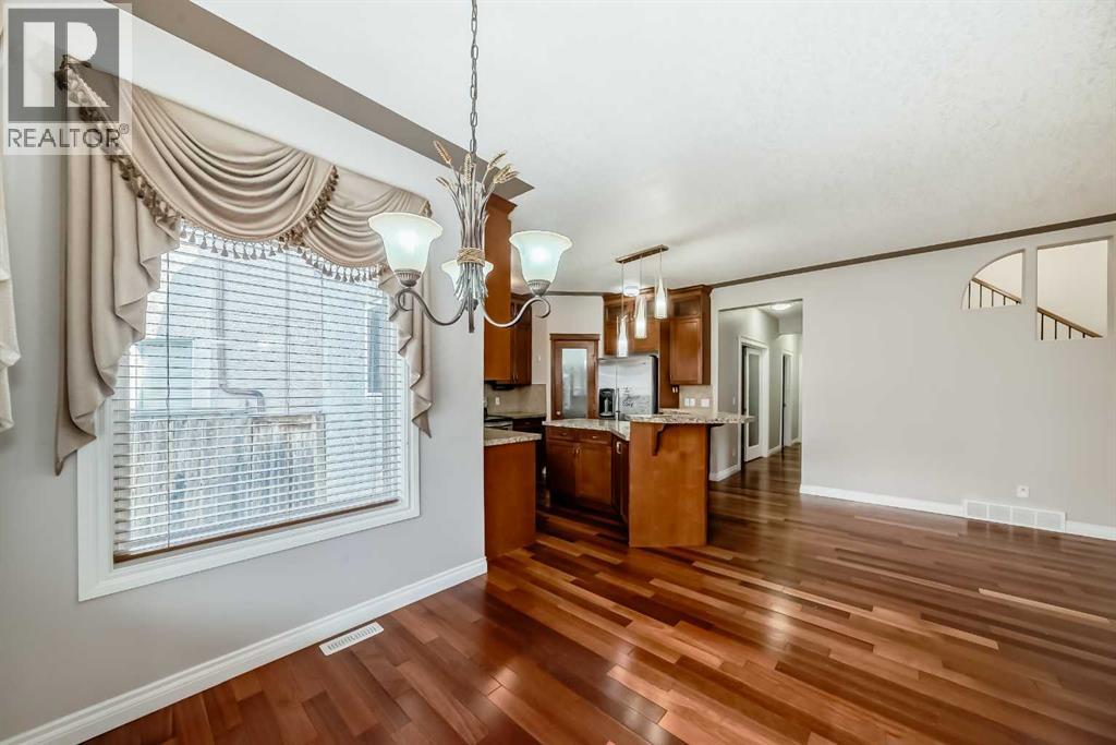 Single Family House for Sale in  Sherwood Circle NW Sherwood Calgary 