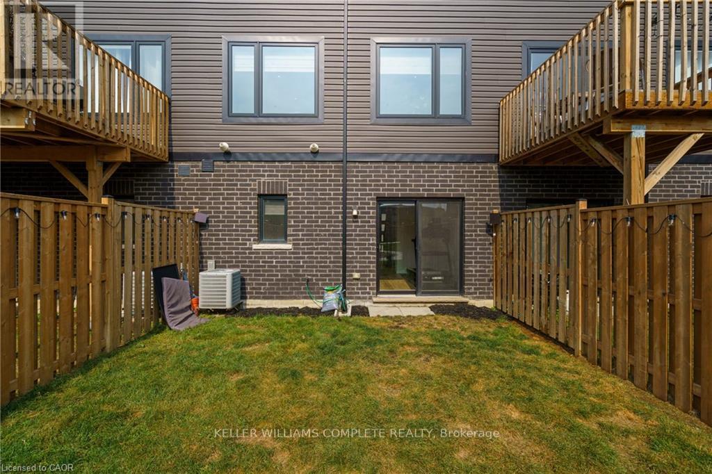 Single Family House for Sale in  CADWELL LANE Hamilton (Mountview) 