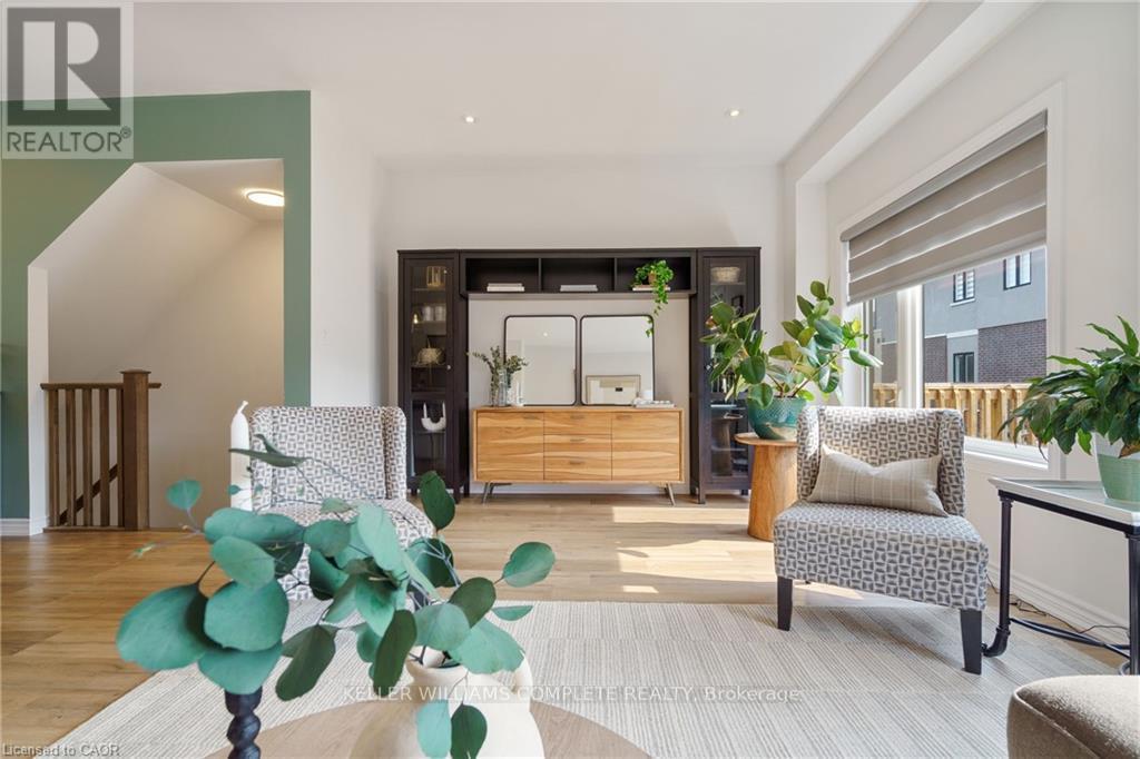 Single Family House for Sale in  CADWELL LANE Hamilton (Mountview) 