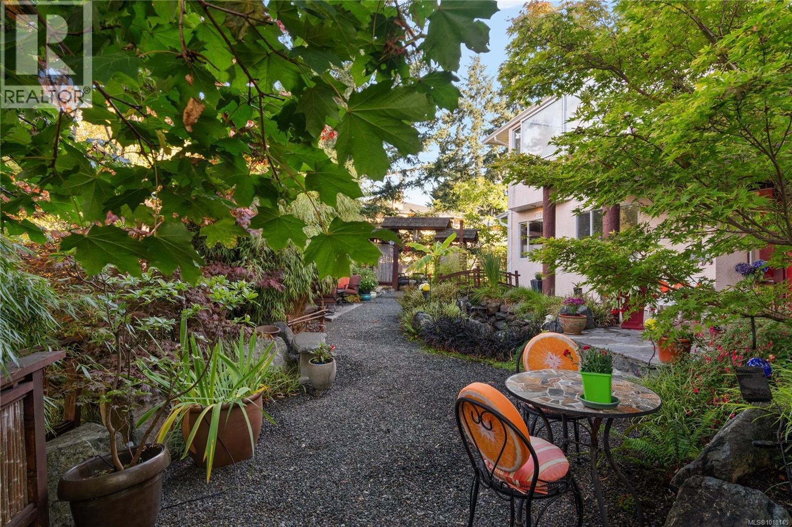 A 6599 Central Saanich Rd, Central Saanich