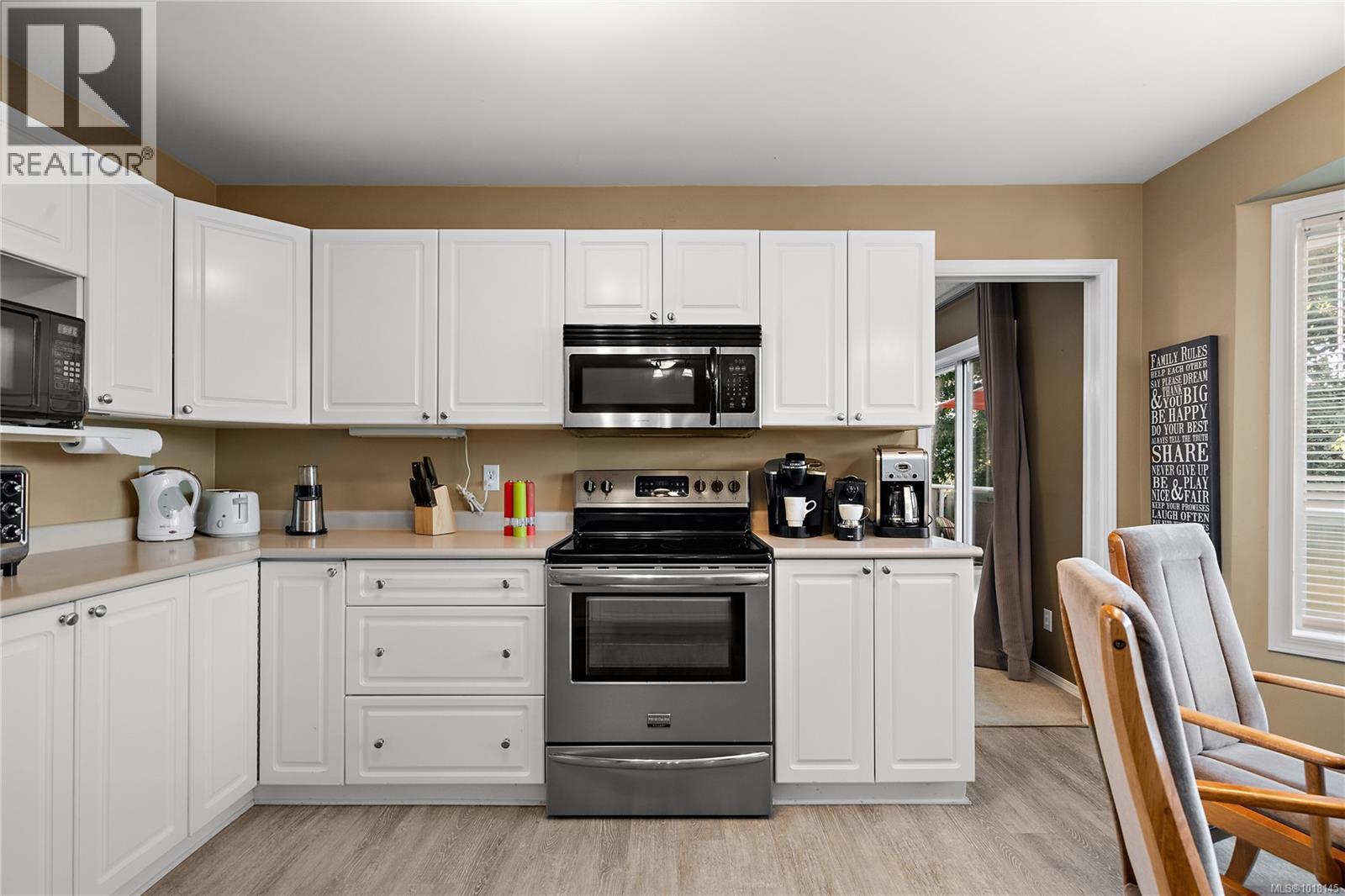 A 6599 Central Saanich Rd, Central Saanich