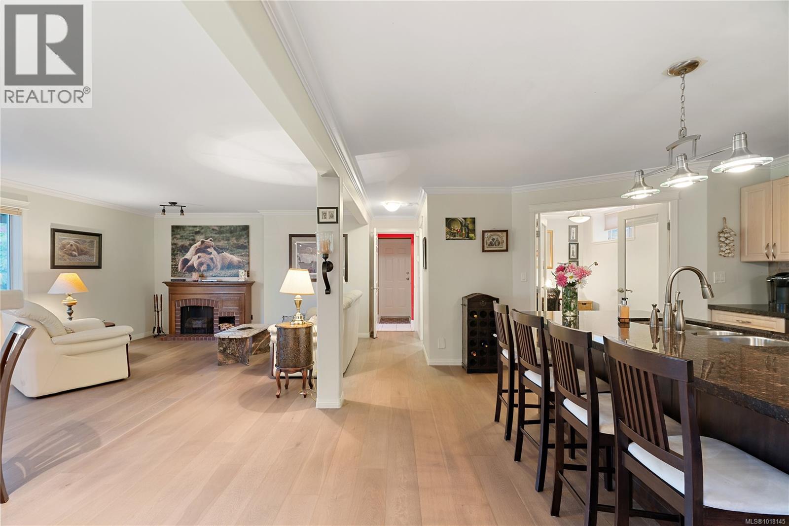 A 6599 Central Saanich Rd, Central Saanich