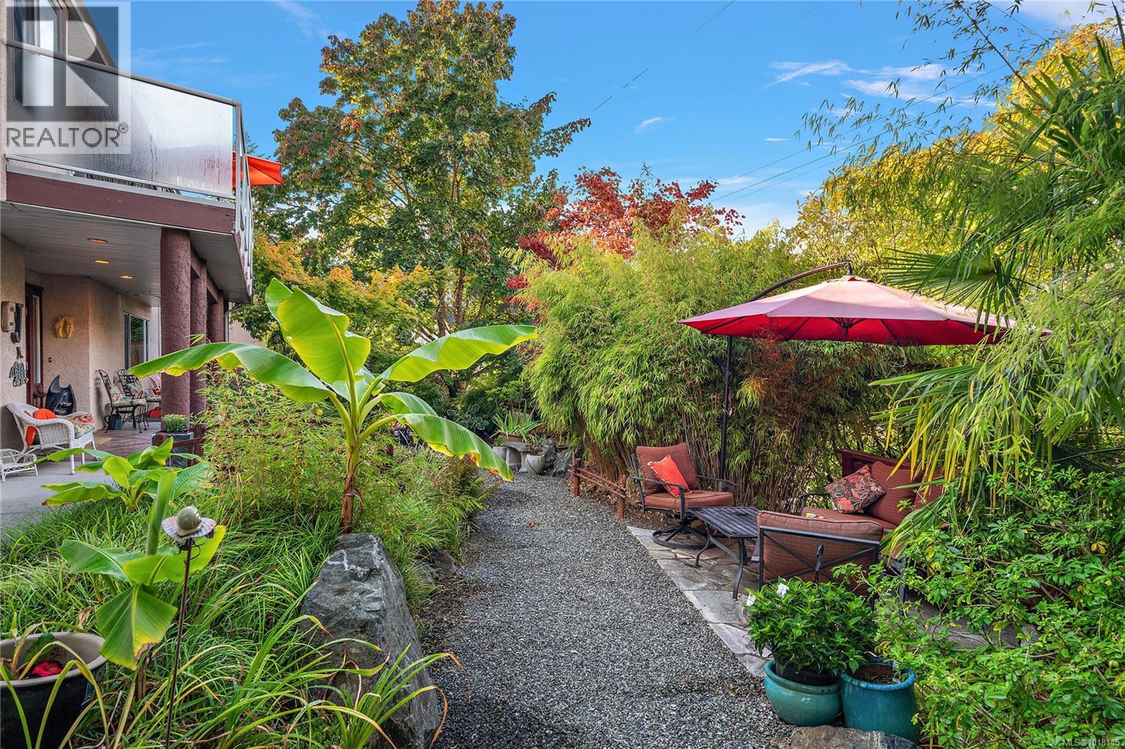 A 6599 Central Saanich Rd, Central Saanich