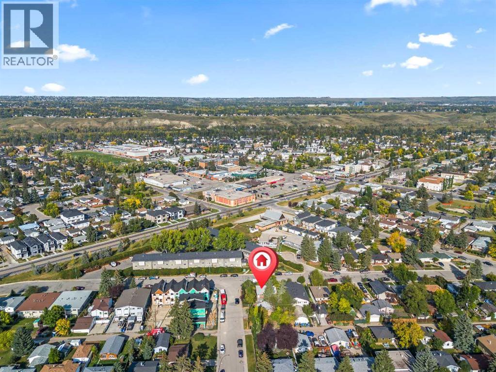 Single Family House Bi-level for Sale in   Avenue NW Bowness Calgary 
