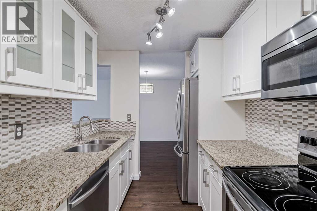 Single Family House for Sale in    Avenue SW Mission Calgary 