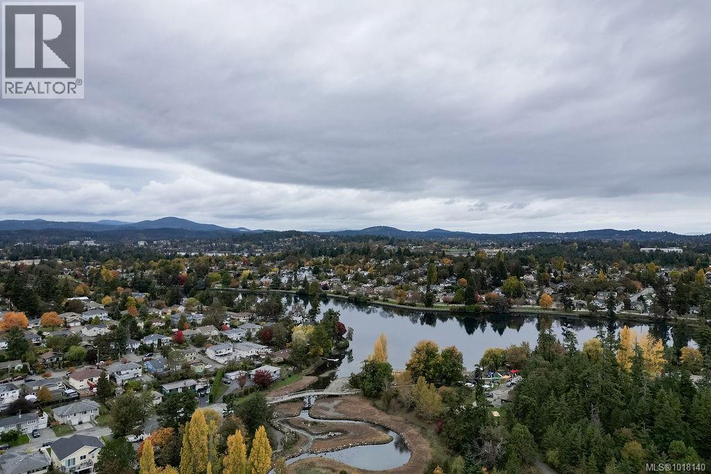 309D 1115 Craigflower Rd, Esquimalt