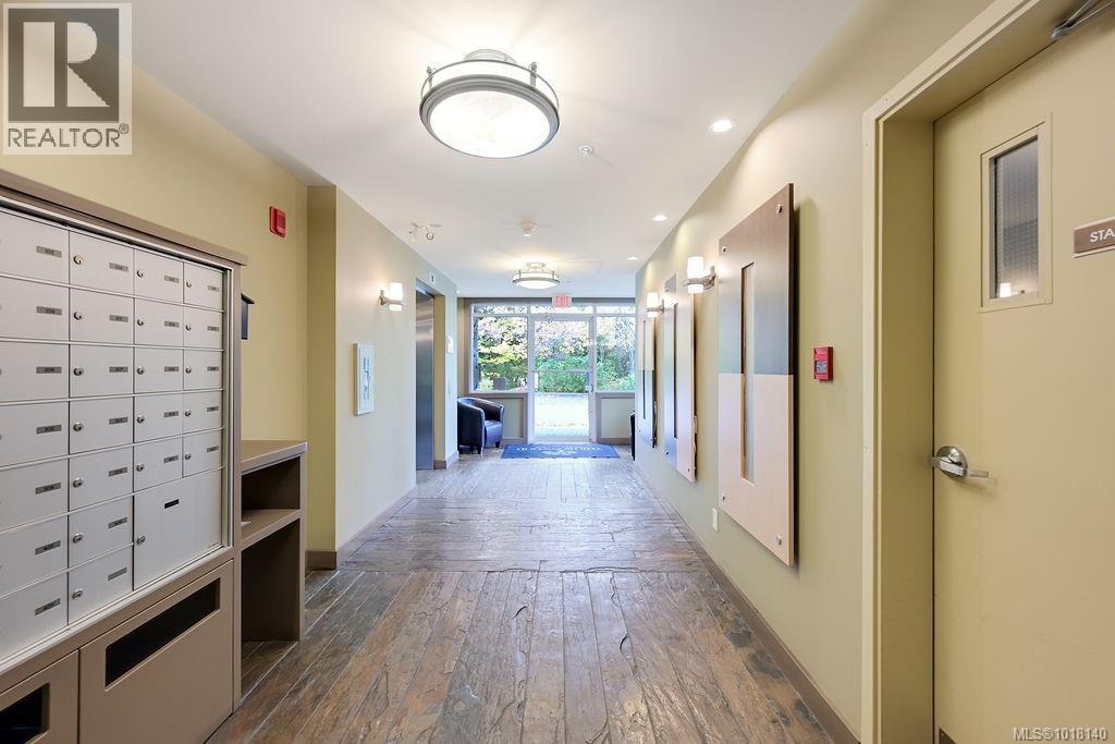 309D 1115 Craigflower Rd, Esquimalt