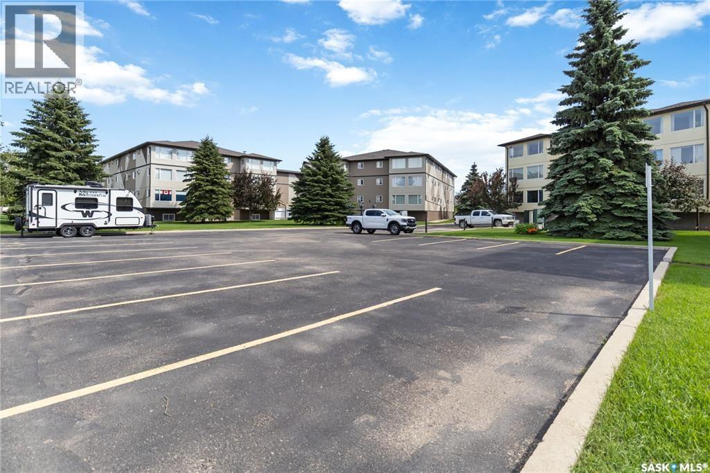 Single Family House Low rise for Sale in   Keevil CRESCENT Saskatoon 