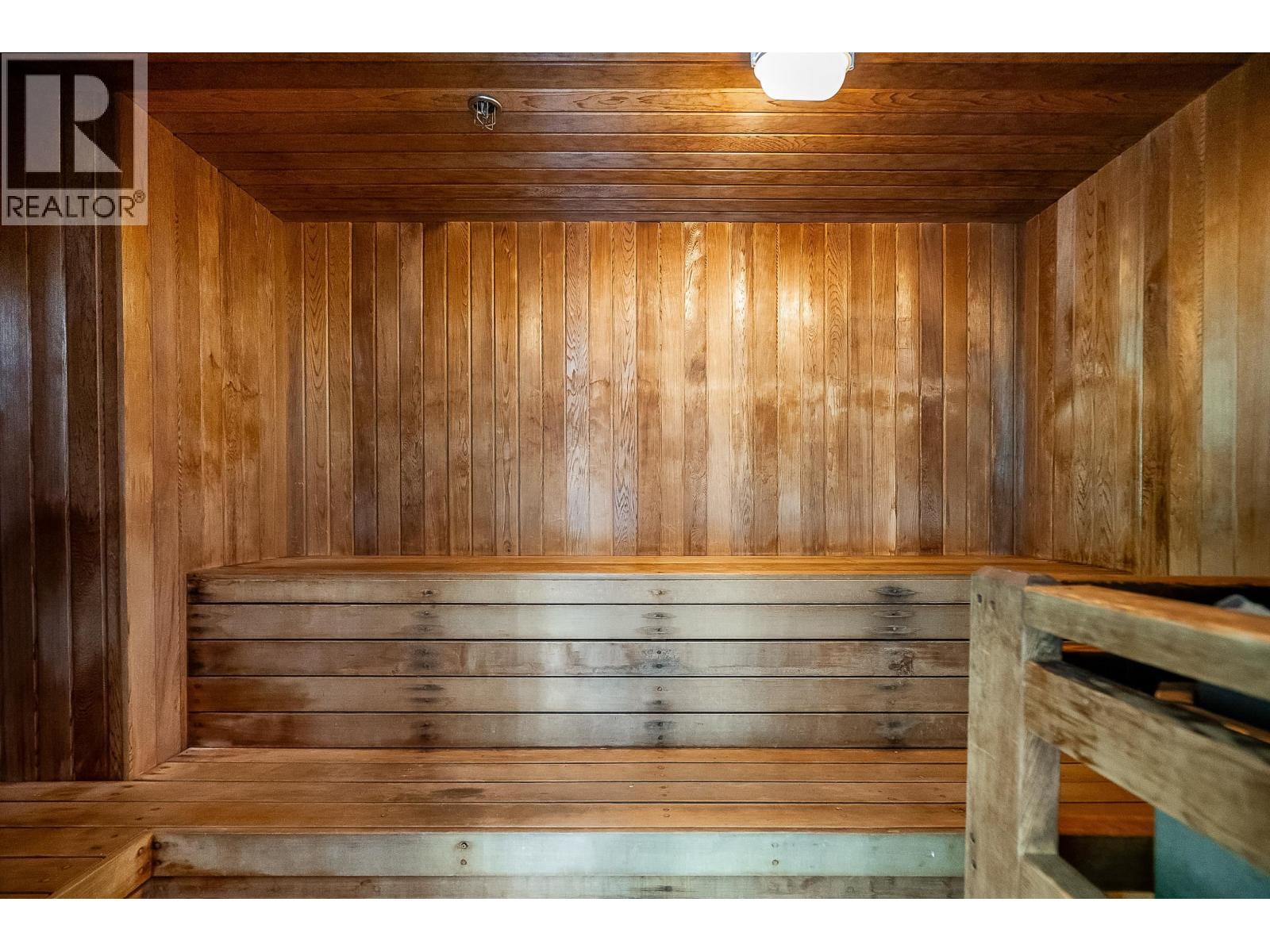 20C 338 TAYLOR WAY, West Vancouver