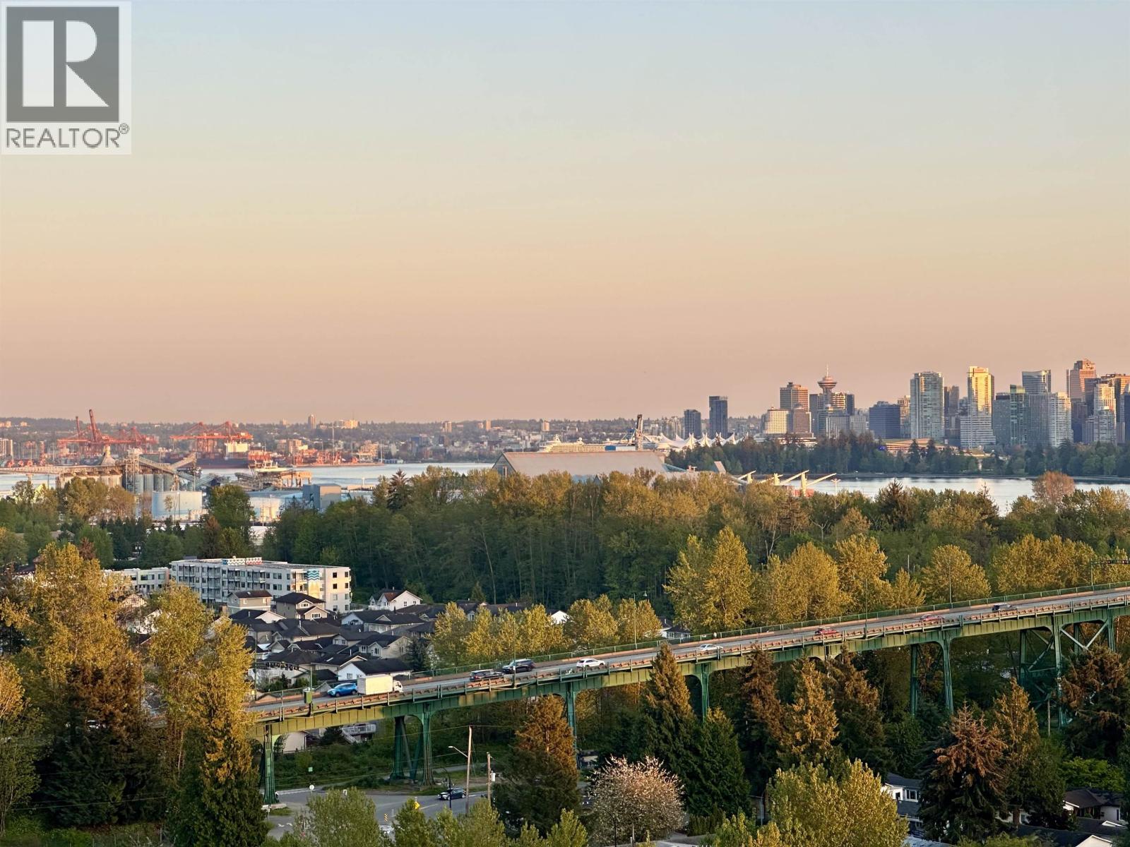 20C 338 TAYLOR WAY, West Vancouver