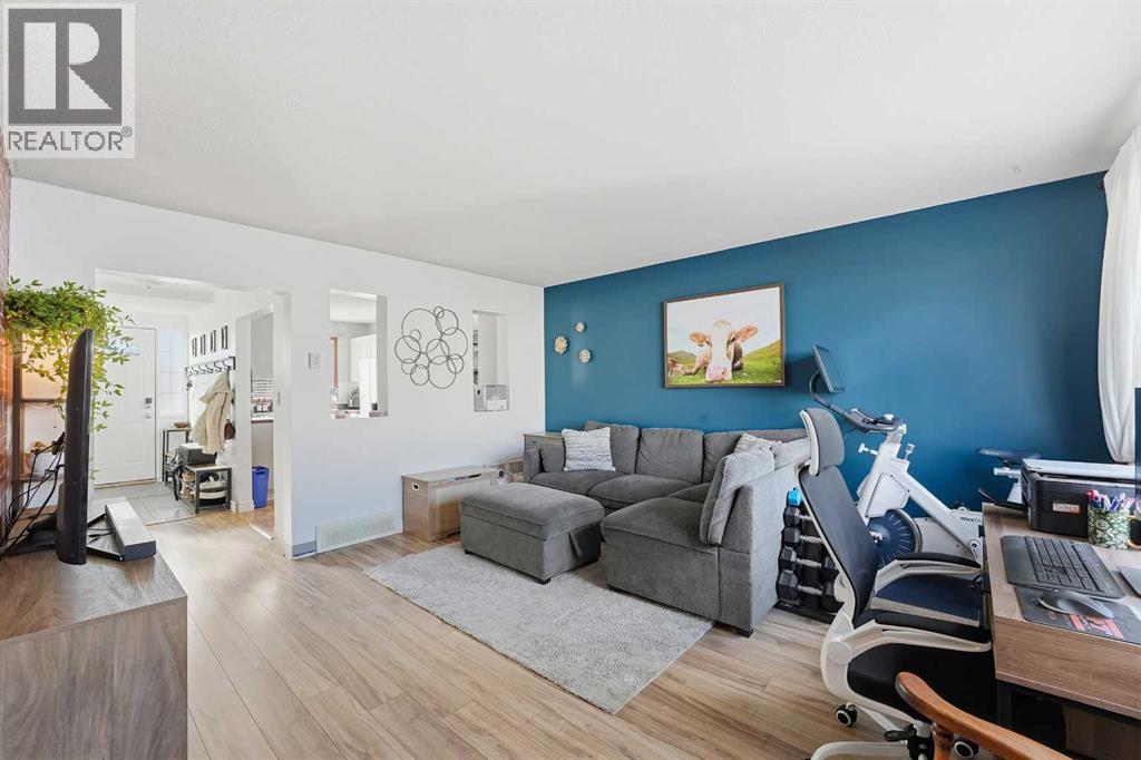 1 Fir Street, Red Deer