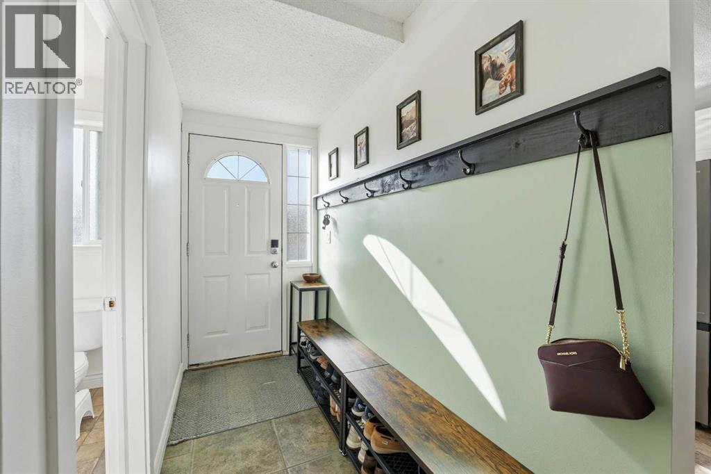 1 Fir Street, Red Deer