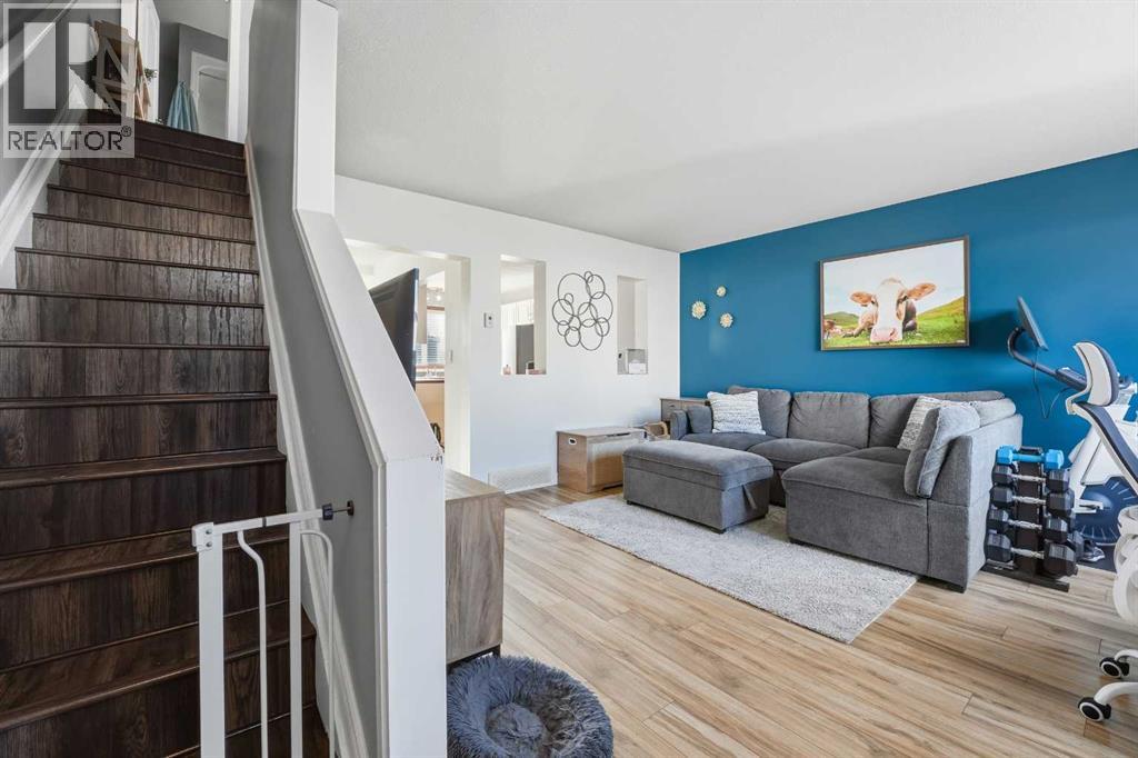 1 Fir Street, Red Deer