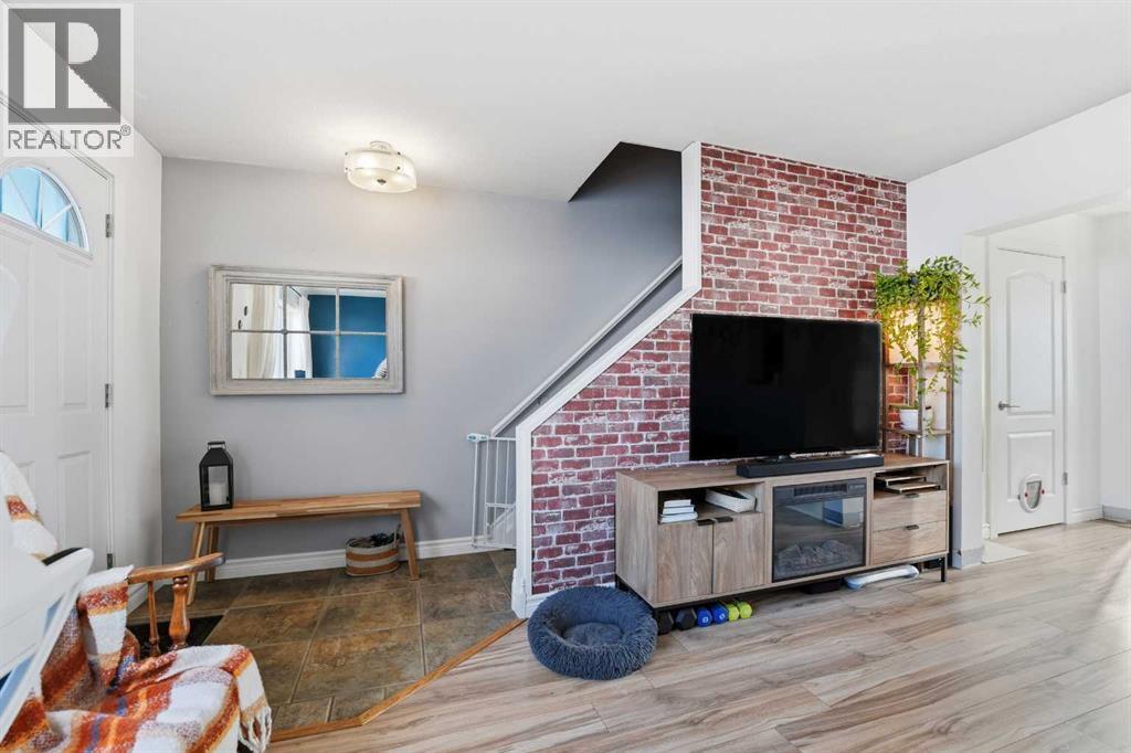 1 Fir Street, Red Deer