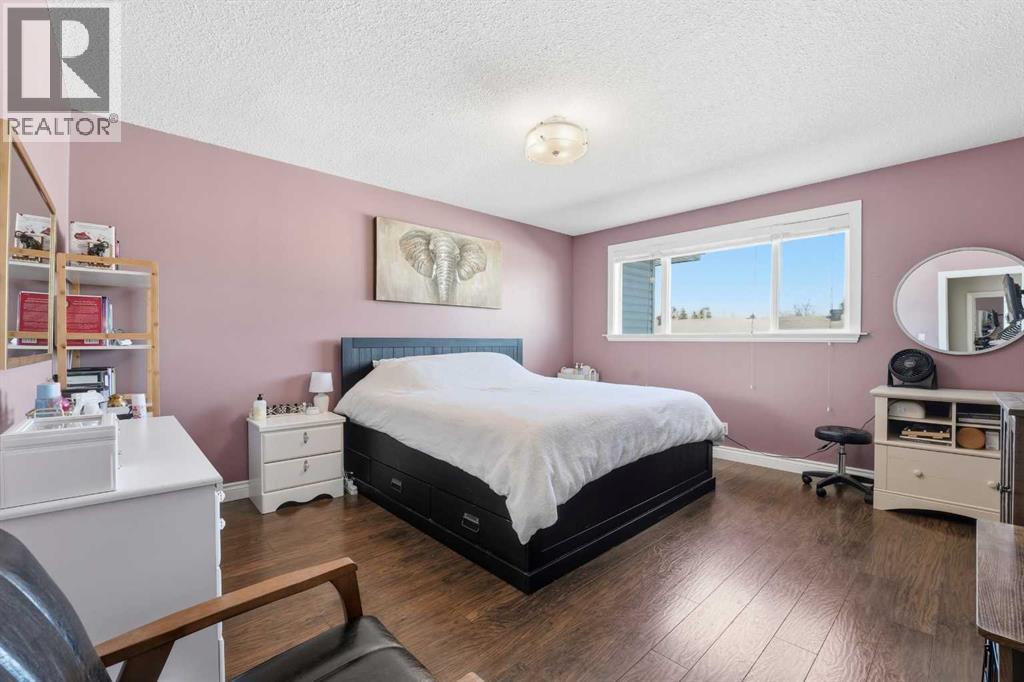 1 Fir Street, Red Deer