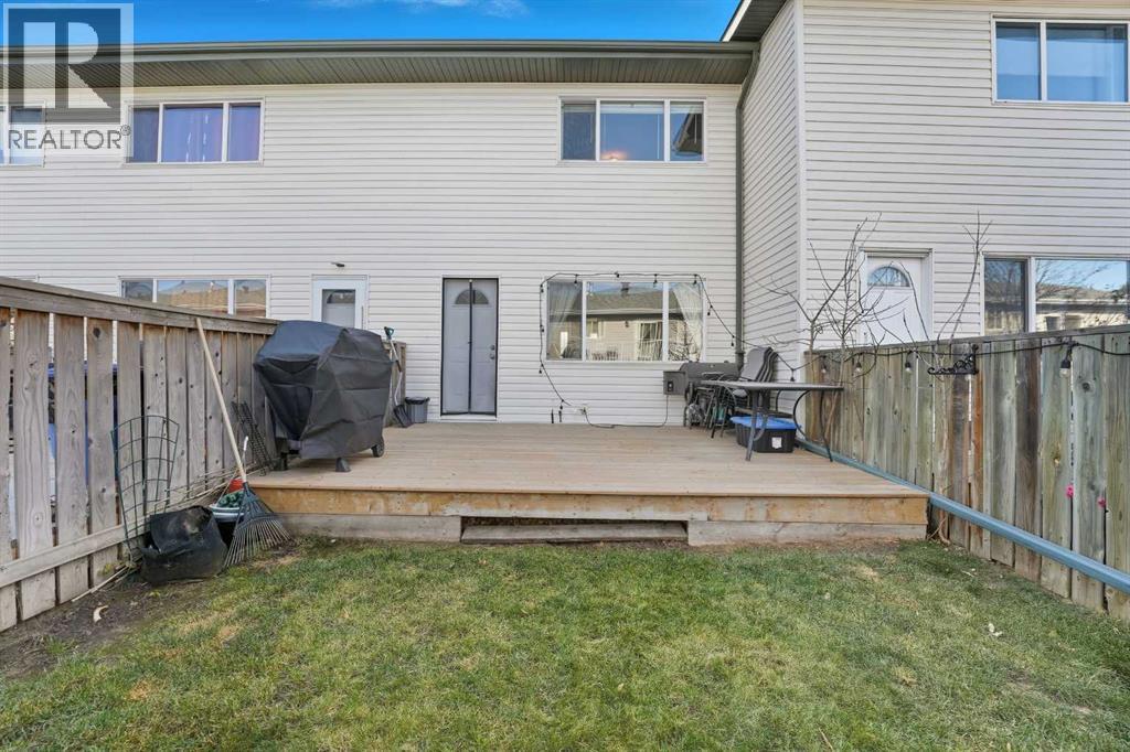 1 Fir Street, Red Deer