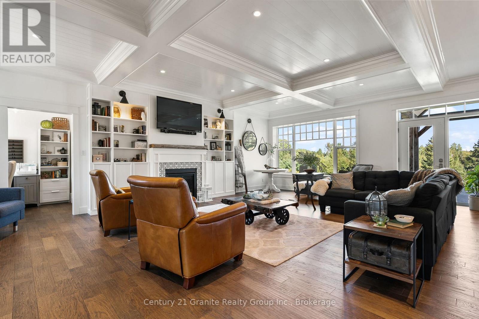 2194 UNICORN ROAD - 12