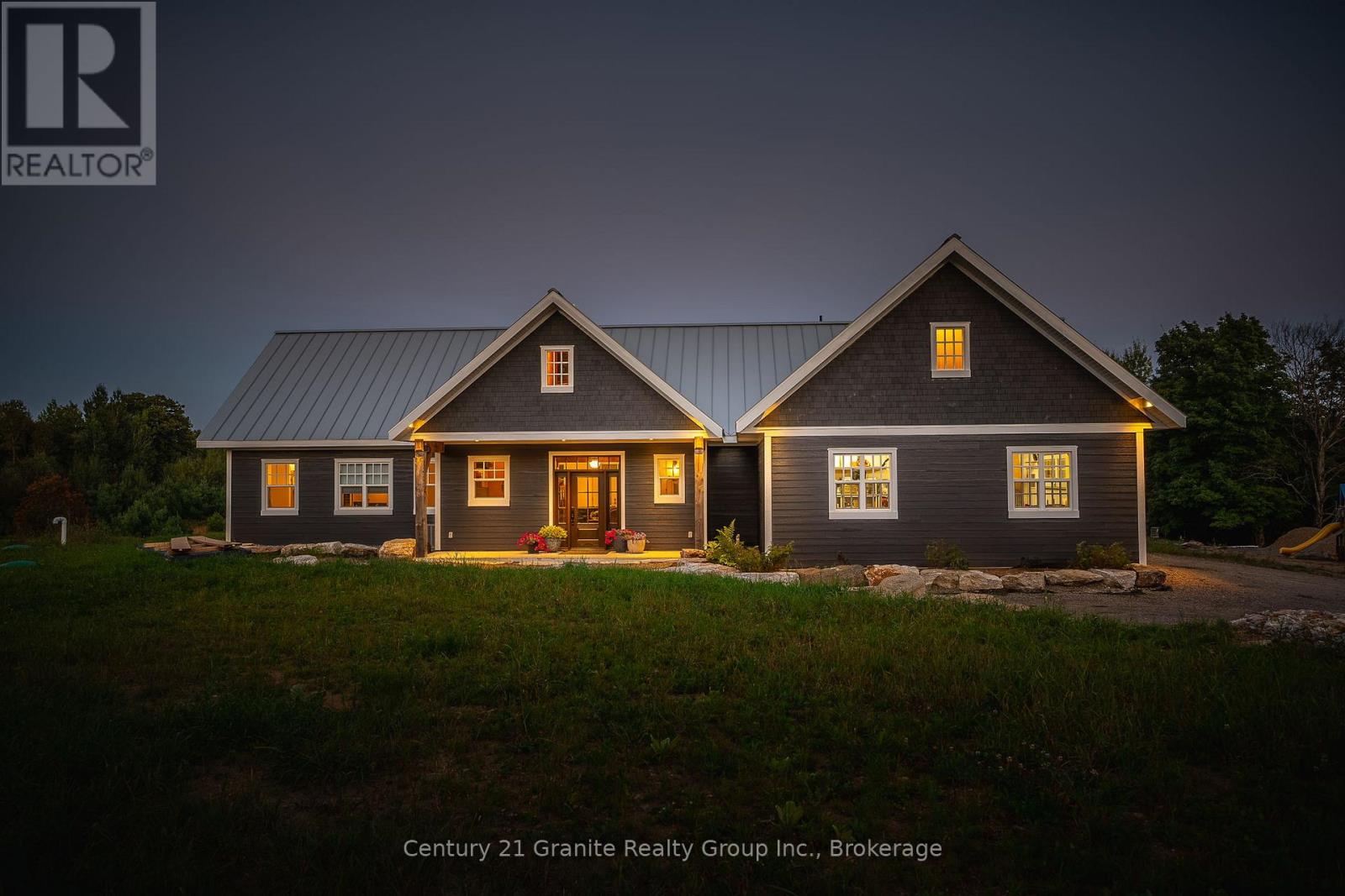 2194 UNICORN ROAD - 3