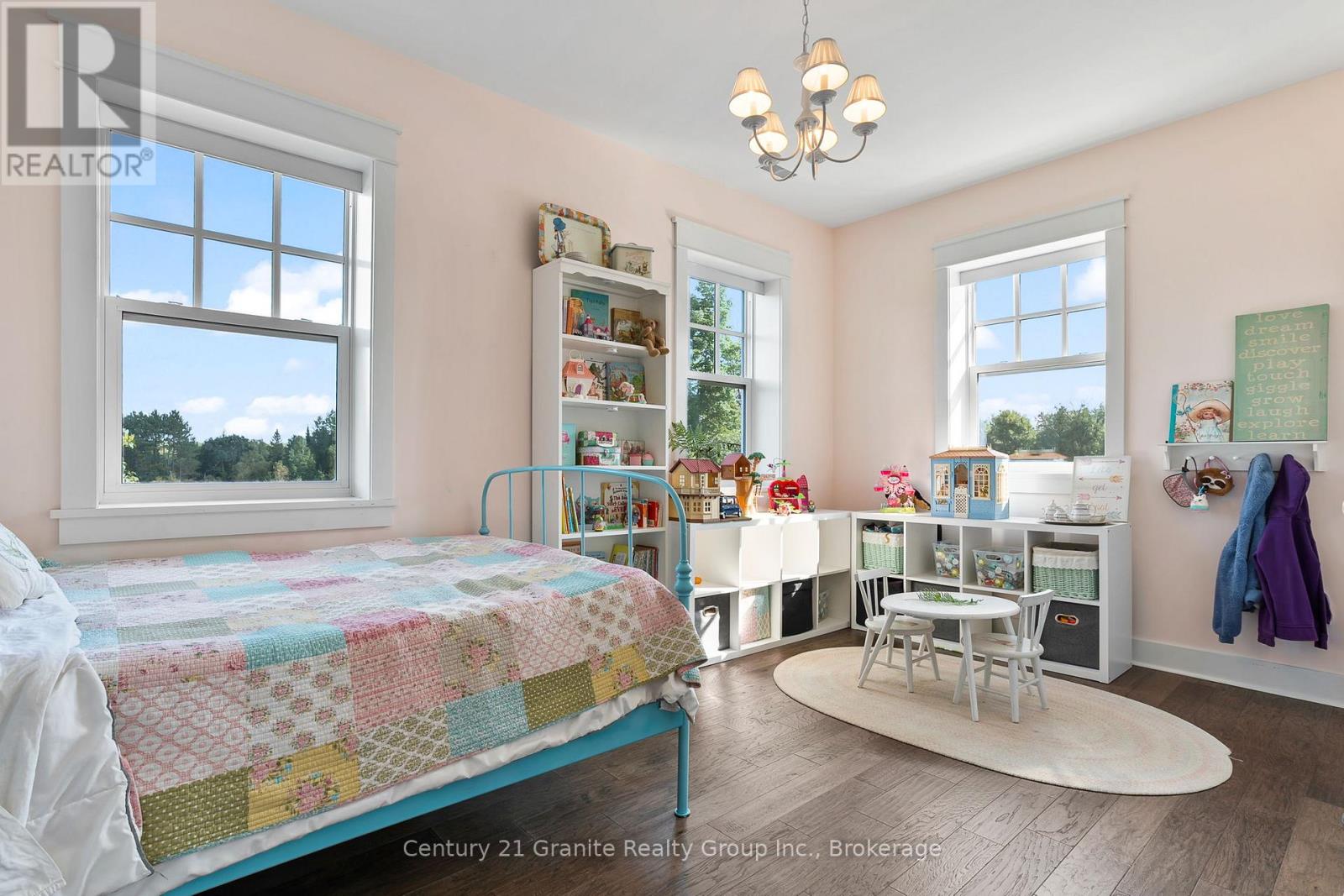2194 UNICORN ROAD - 34