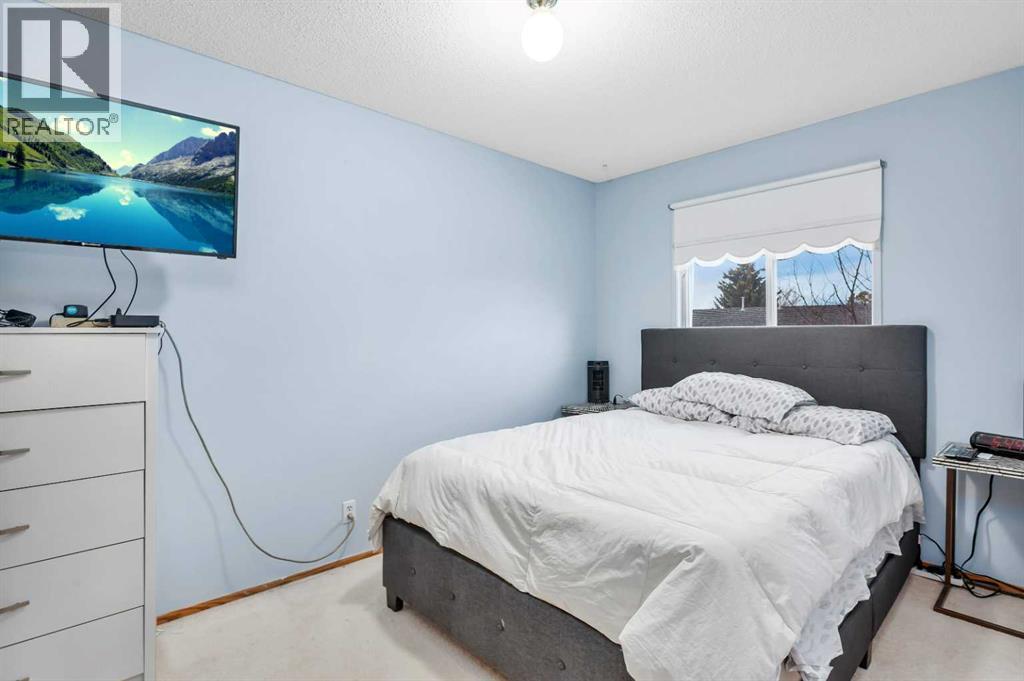 83 Elwell Close, Red Deer