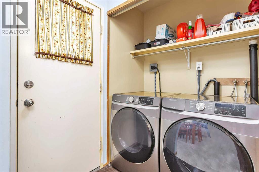 83 Elwell Close, Red Deer