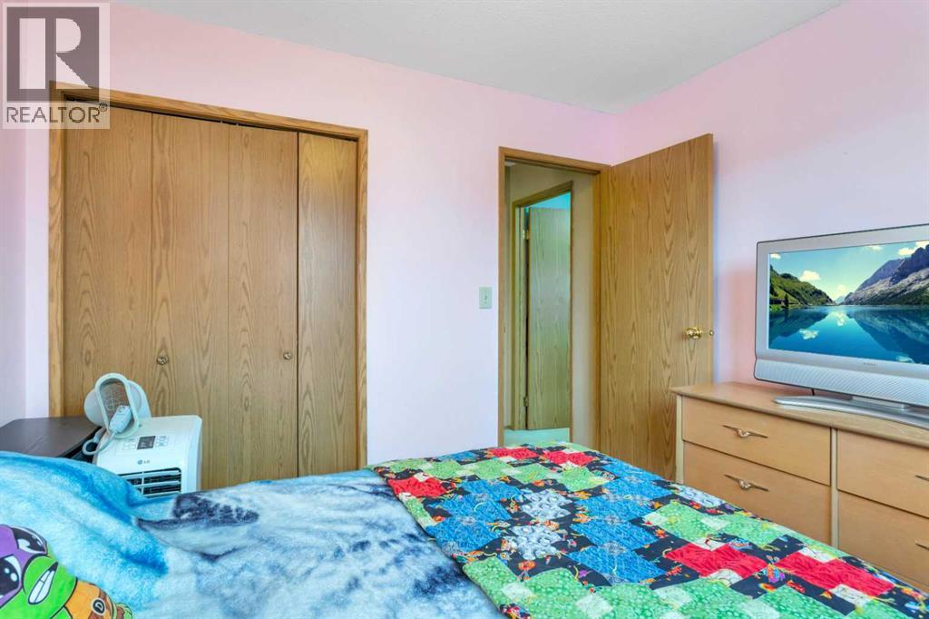 83 Elwell Close, Red Deer