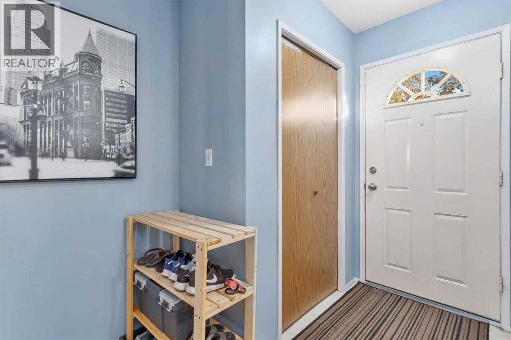 83 Elwell Close, Red Deer