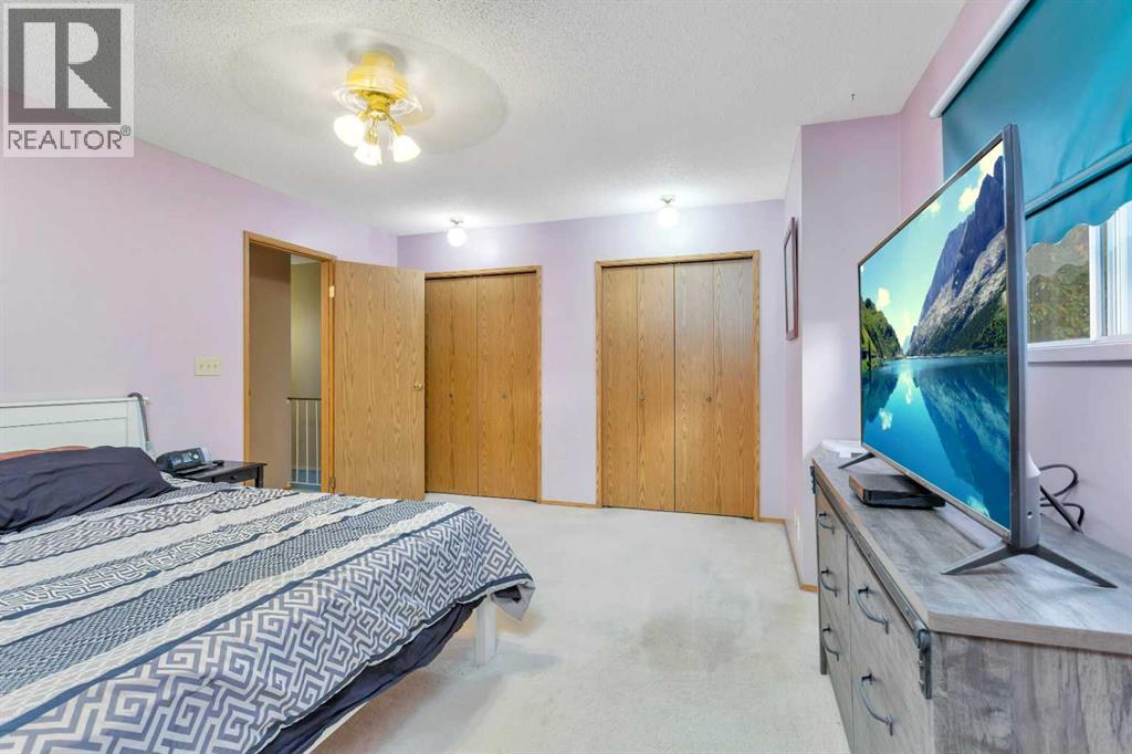 83 Elwell Close, Red Deer