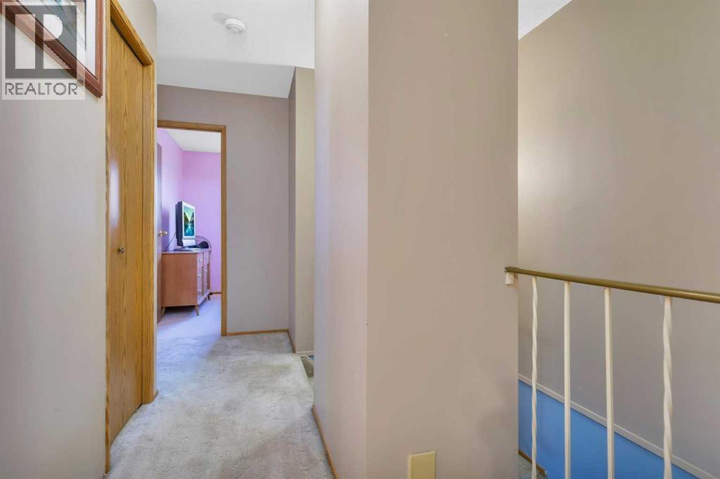 83 Elwell Close, Red Deer