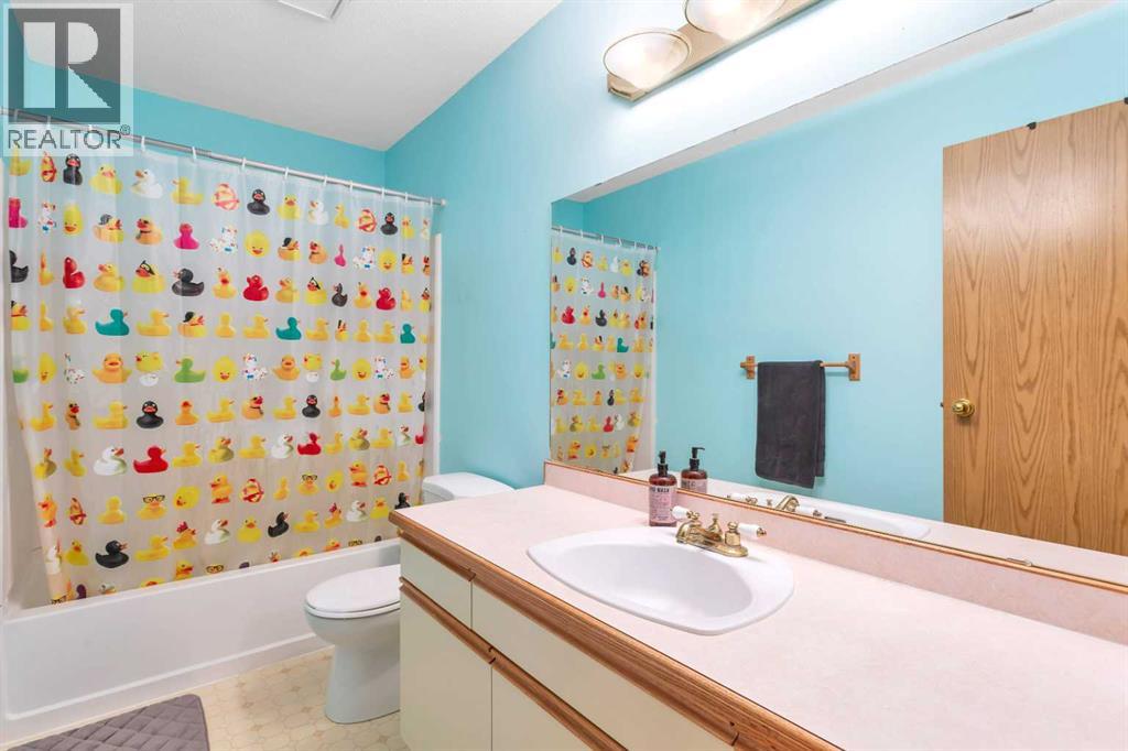 83 Elwell Close, Red Deer