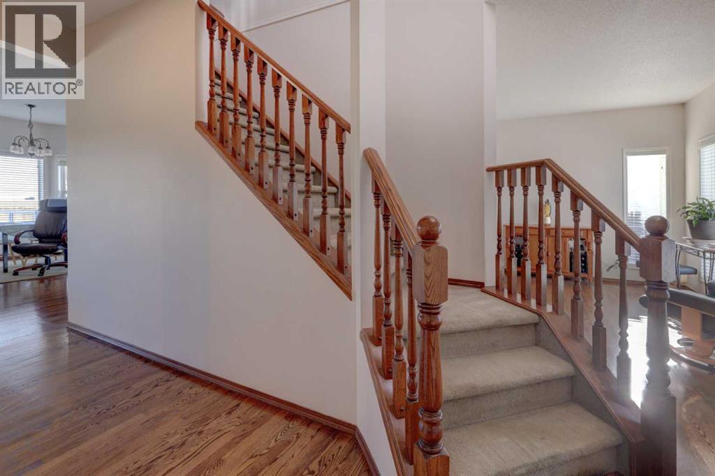 Single Family House for Sale in  Coral Reef Bay NE Coral Springs Calgary 