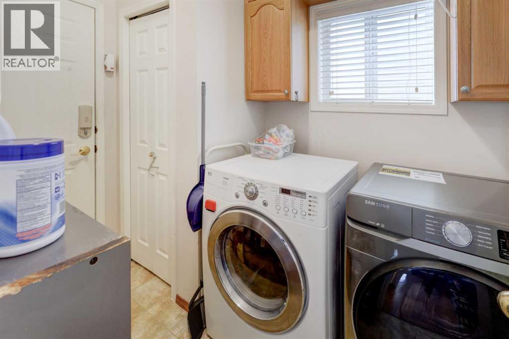 Single Family House for Sale in  Coral Reef Bay NE Coral Springs Calgary 