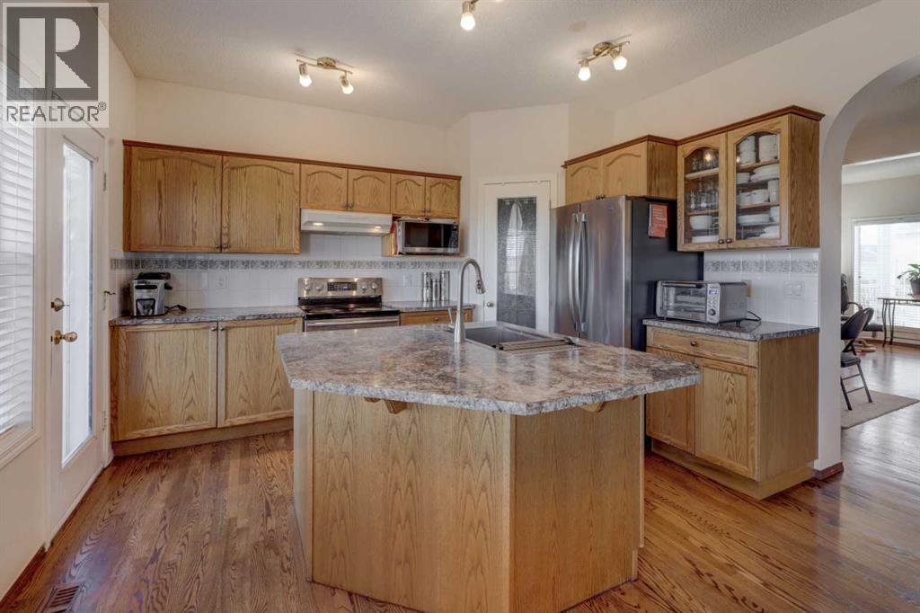 Single Family House for Sale in  Coral Reef Bay NE Coral Springs Calgary 