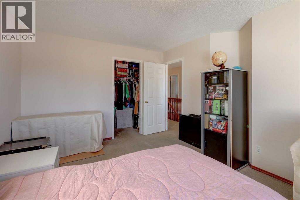 Single Family House for Sale in  Coral Reef Bay NE Coral Springs Calgary 