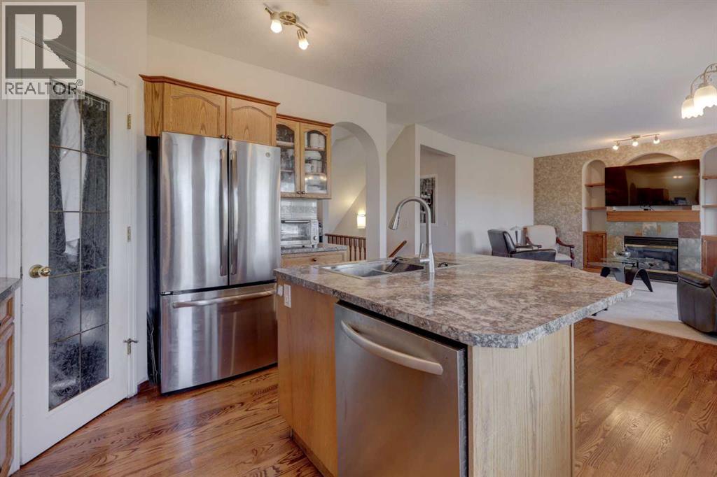 Single Family House for Sale in  Coral Reef Bay NE Coral Springs Calgary 